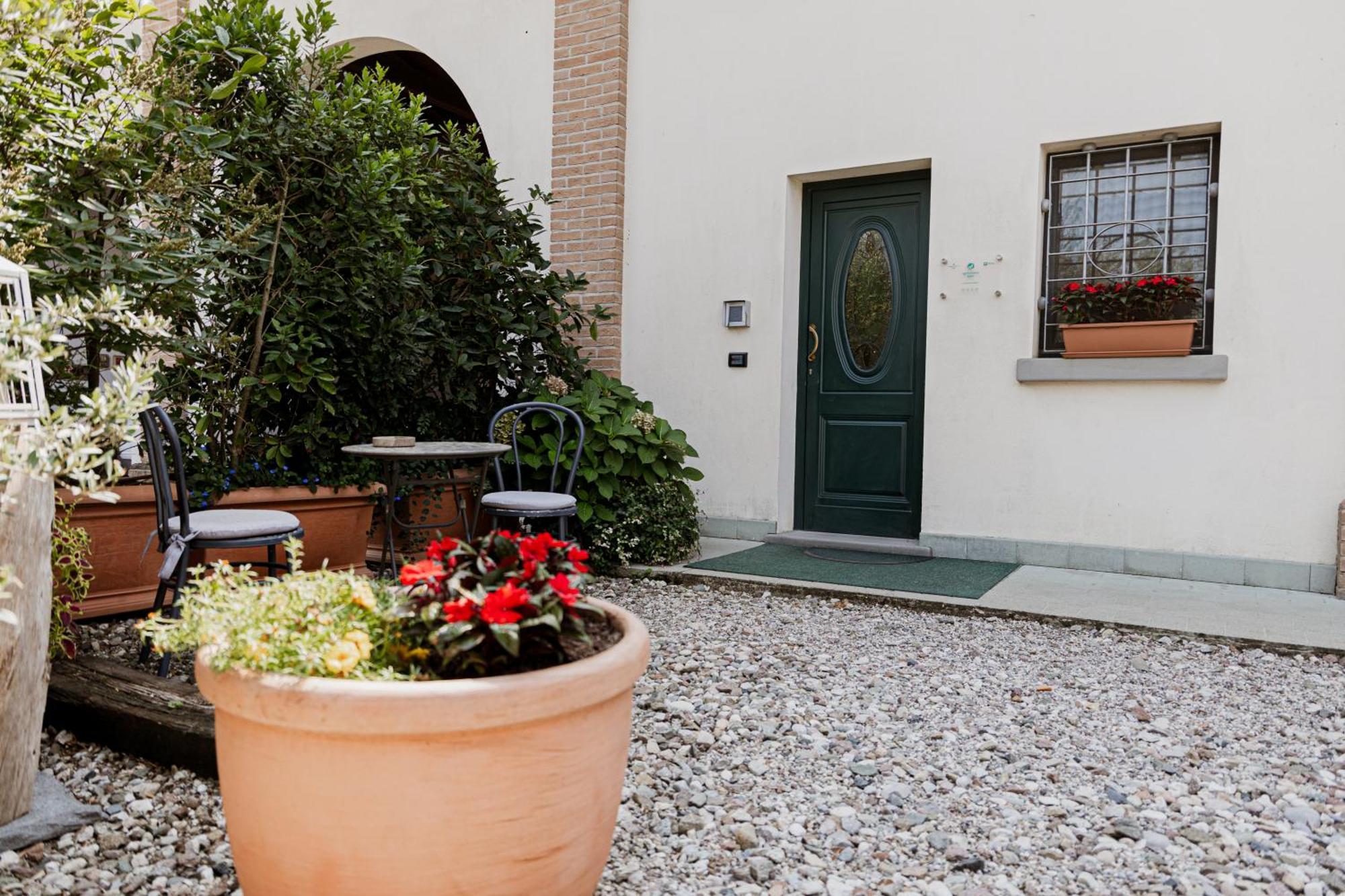 Agriturismo" Il Glicine Bianco" Монцамбано Екстериор снимка