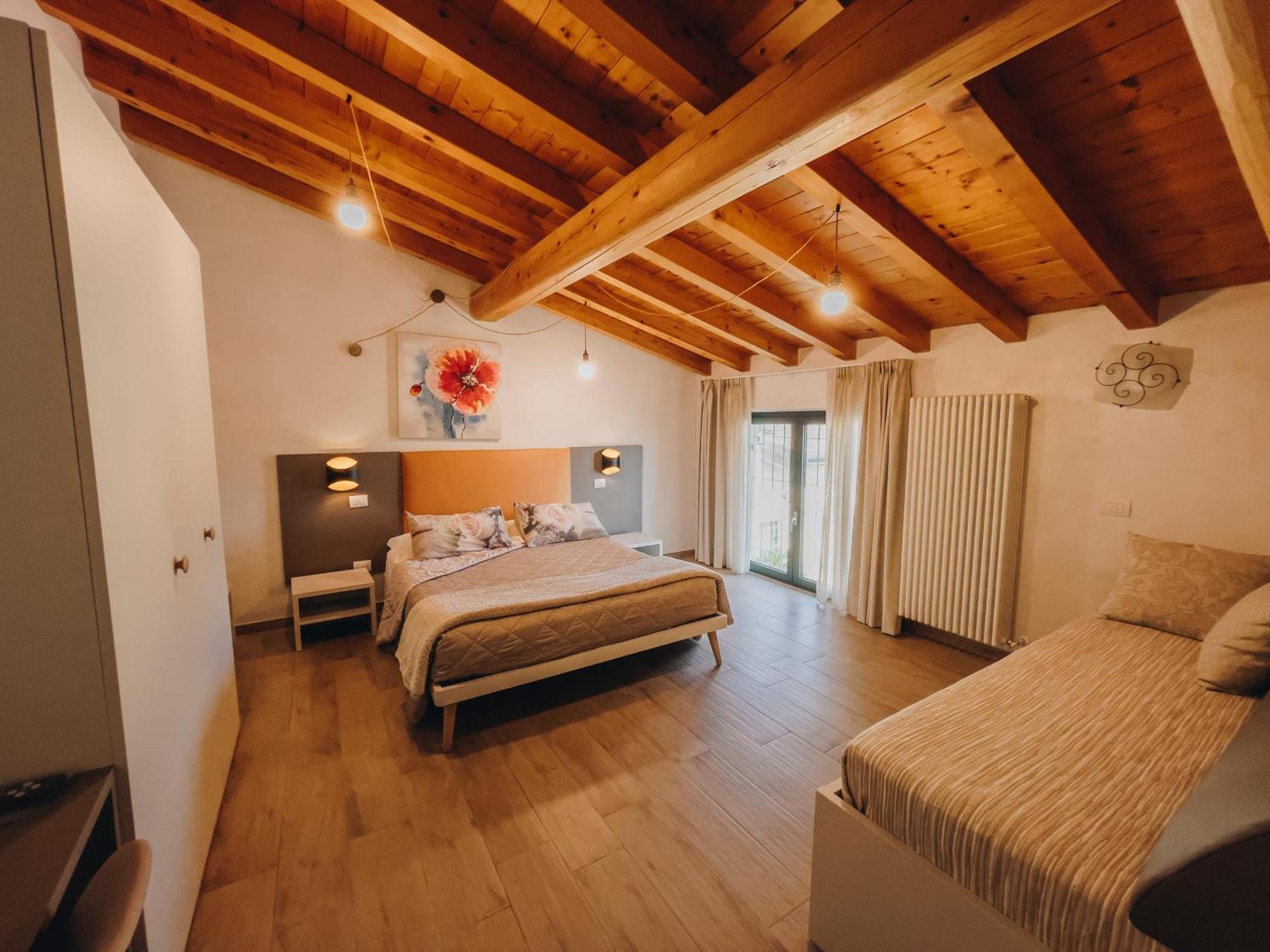 Agriturismo" Il Glicine Bianco" Монцамбано Екстериор снимка